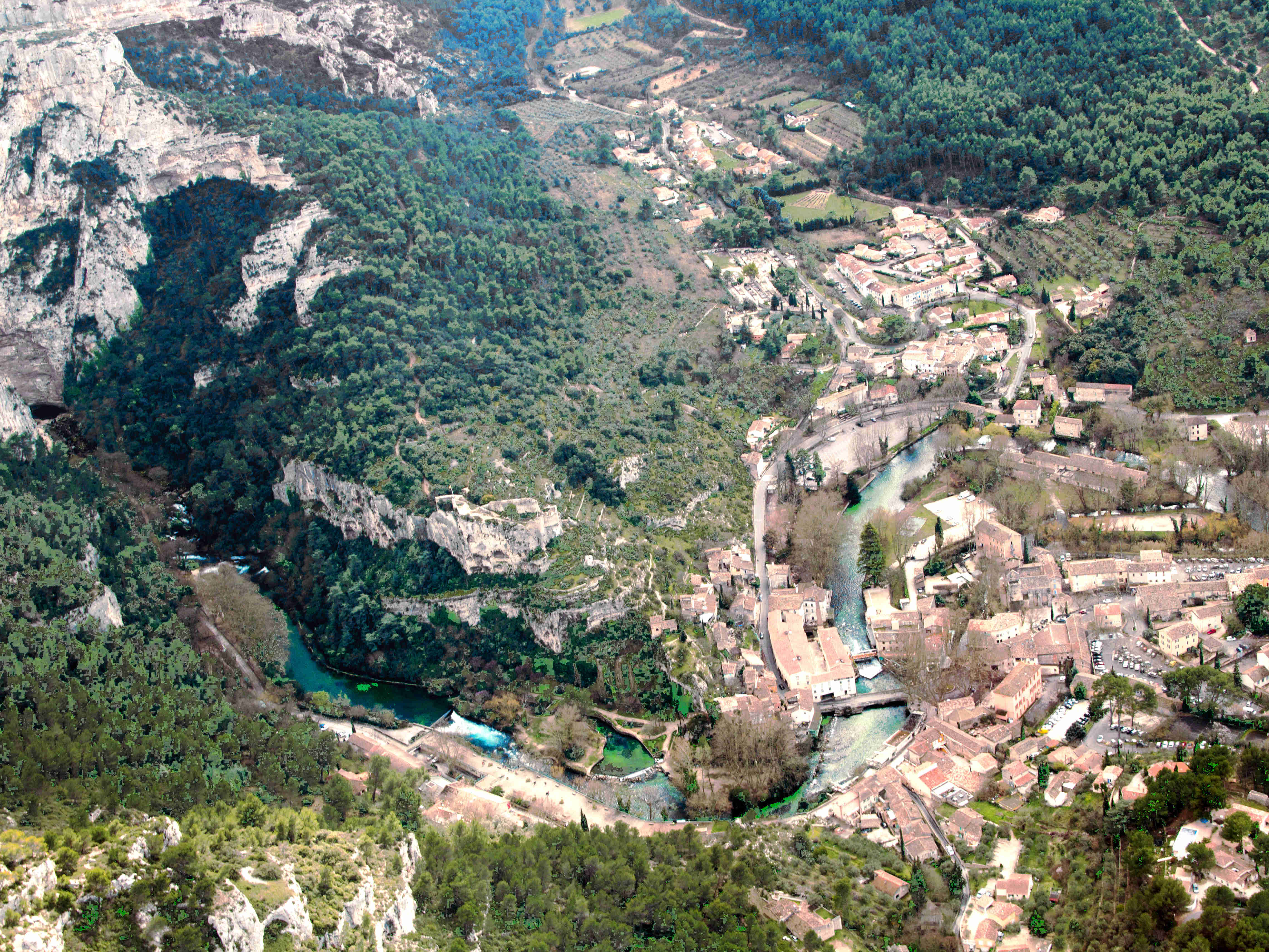 Photo aérienne de Fontaine de Vaucluse 5